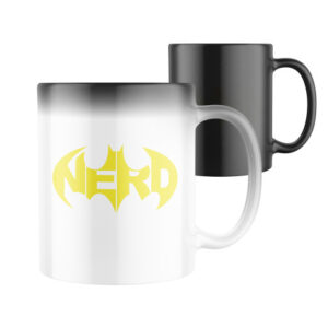 Magický keramický hrnek s potiskem Nerd – znak Batman