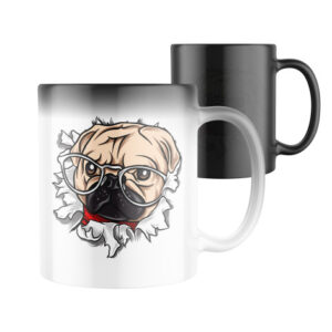 Manboxeo Magický keramický hrnek s potiskem Mops s brýlemi 325 ml