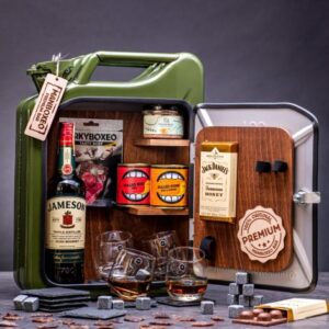 Manboxeo bar Khaki s whiskey