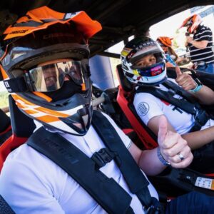 Rodinná jízda v buggy Can-am Maverick