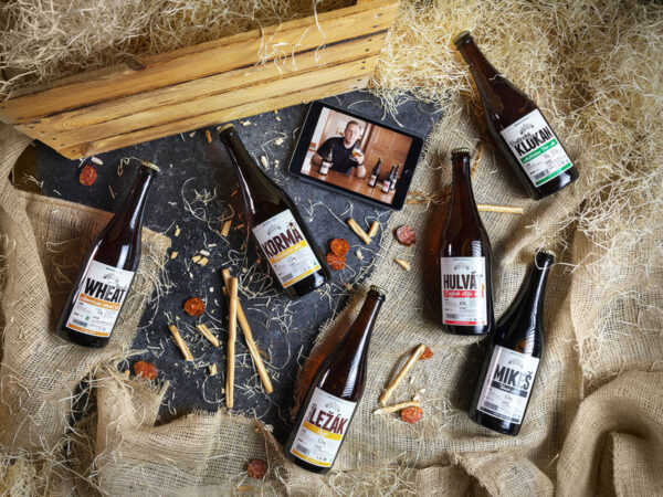 Domácí degustace piva s pivovarem Podlesí: Pivní speciály "pro ni a pro něj" + bedna 6 druhů piva