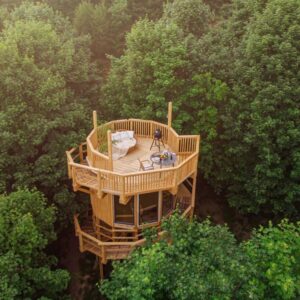 Romantický glamping na rozhledně