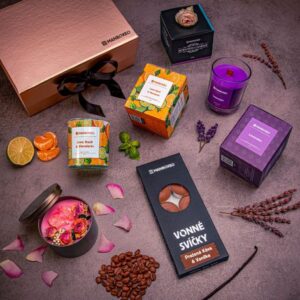 Giftboxeo dárkový box (rose gold) - Plné vůní mix