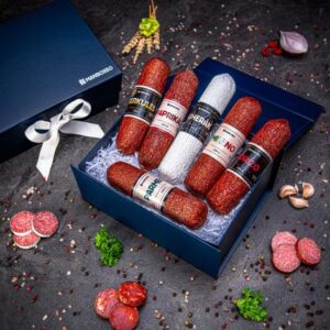 Giftboxeo dárkový box (royal blue) - Plné salámů