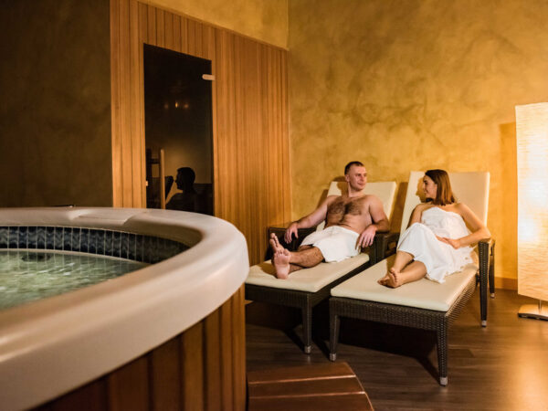 Privátní sauna s vířivkou