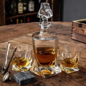 Set s karafou na whisky a rum - Kroucené sklo