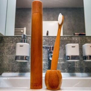 Bambusový set na zubní hygienu - bílý kartáček
