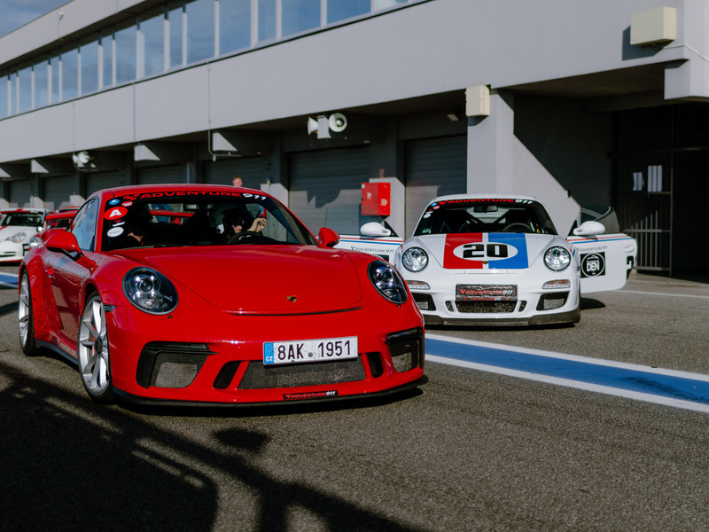 Jízda v Porsche 911 Carrera GT3 na okruhu - Obrázek 2