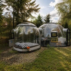 Noc pod hvězdami v průhledné bublině u Prahy