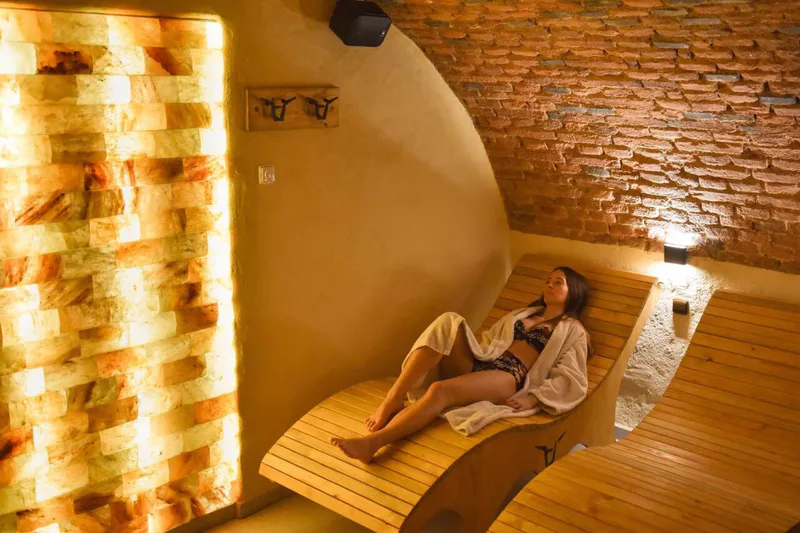 Dvě noci s polopenzí, wellness a masáží - Obrázek 3