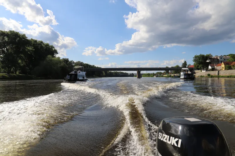 Exkluzivní plavba na soutoku Vltavy a Labe - Obrázek 2