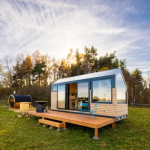 Glamping na pastvině na dvě noci - tinyhouse na Šumavě