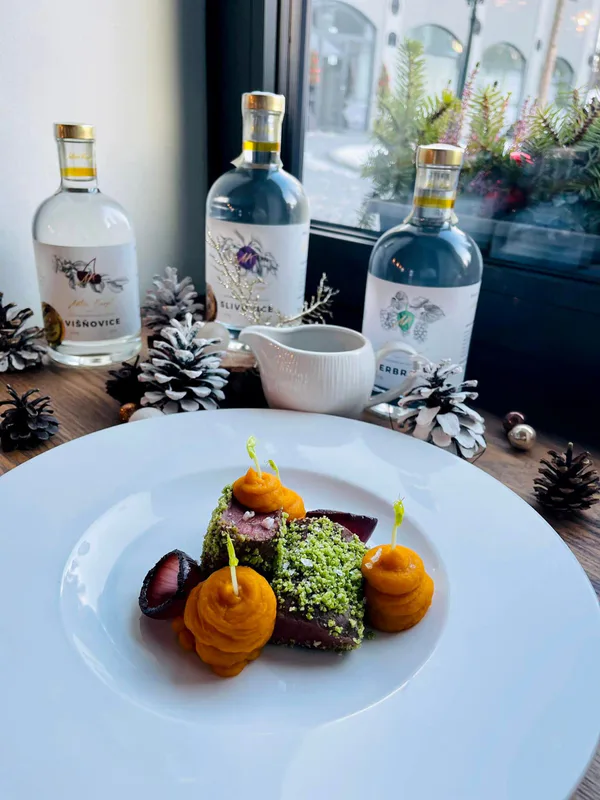 Noc na zámku s degustačním menu - Obrázek 2