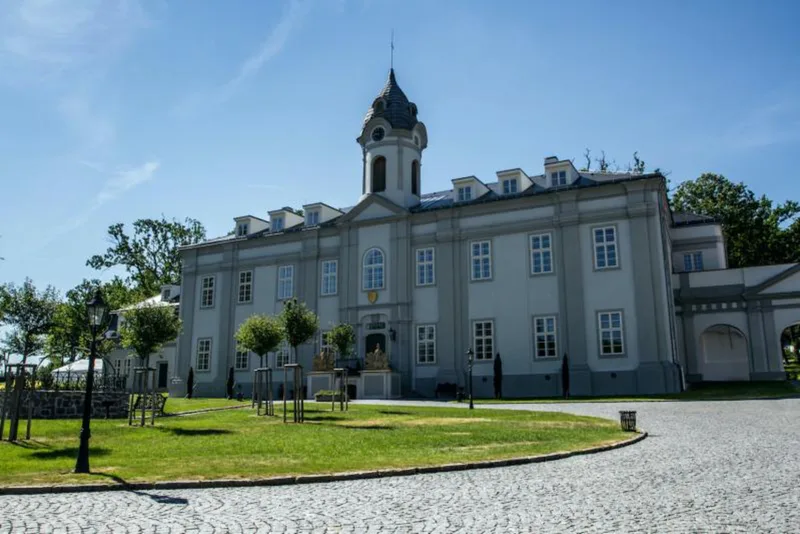 Noc na zámku s wellness a masáží