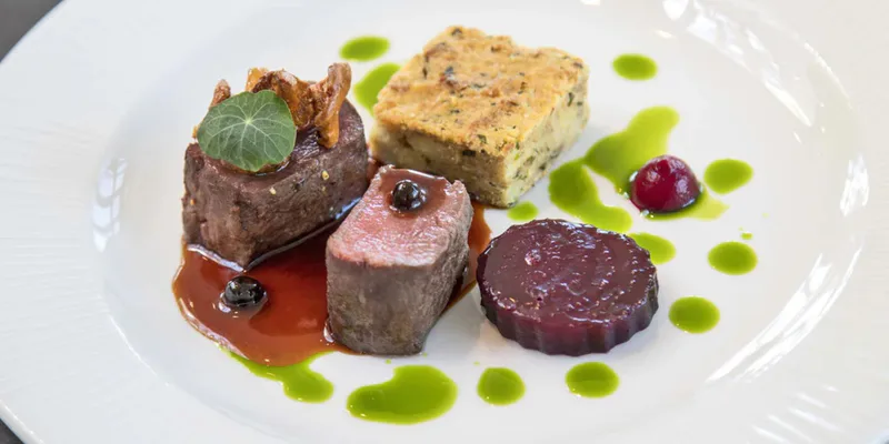Pětichodové degustační menu v Tančícím domě - Obrázek 2