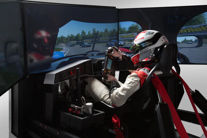 Profesionální simulátor závodních automobilů - WRC Rallye Car