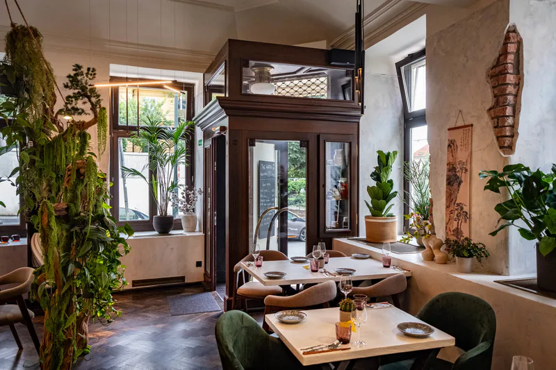 Sedmichodová degustace pro dva v KATCHI Restaurant & Cocktails - Obrázek 2
