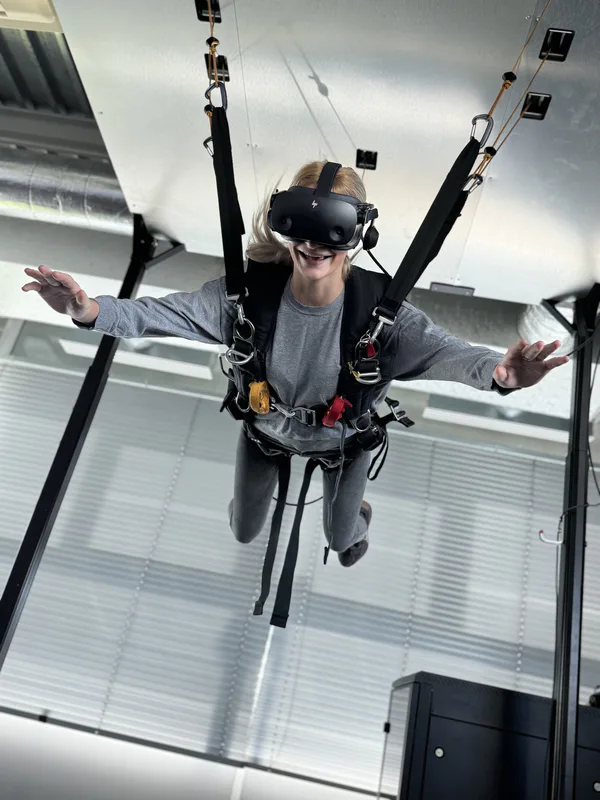 Simulátor seskoku padákem s VR - Obrázek 2