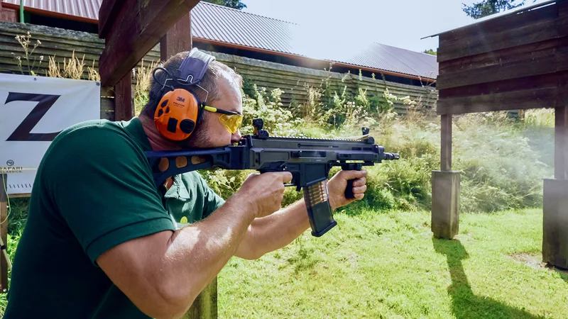 Zážitková střelba: Megabalíček - 24 zbraní - Obrázek 2