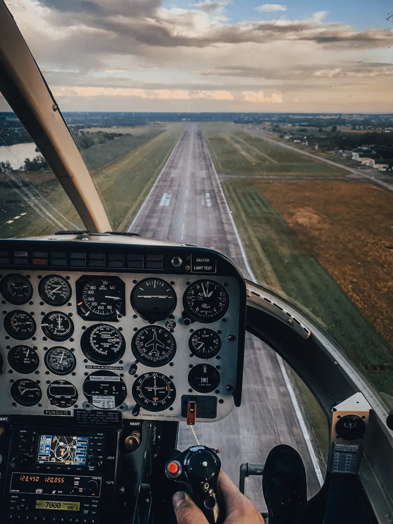 Adrenalinový let vrtulníkem BELL 206B - Obrázek 2